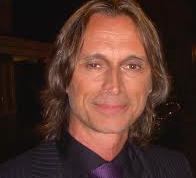 Robert Carlyle