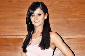 Shakti Mohan Pictures and Shakti Mohan Photos